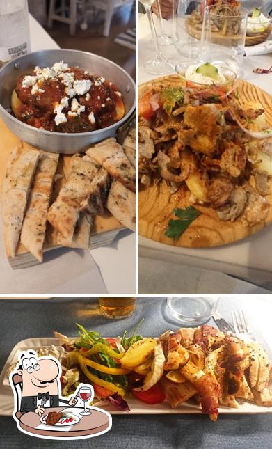 Ristorante Greco Sirtakis Latina serve pasti a base di carne