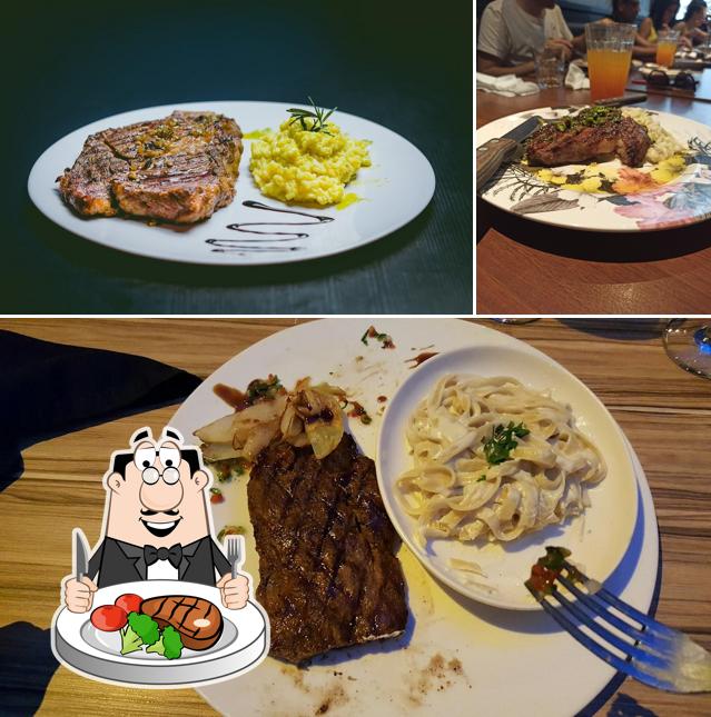 Experimente refeições de carne no By Rock Steakhouse