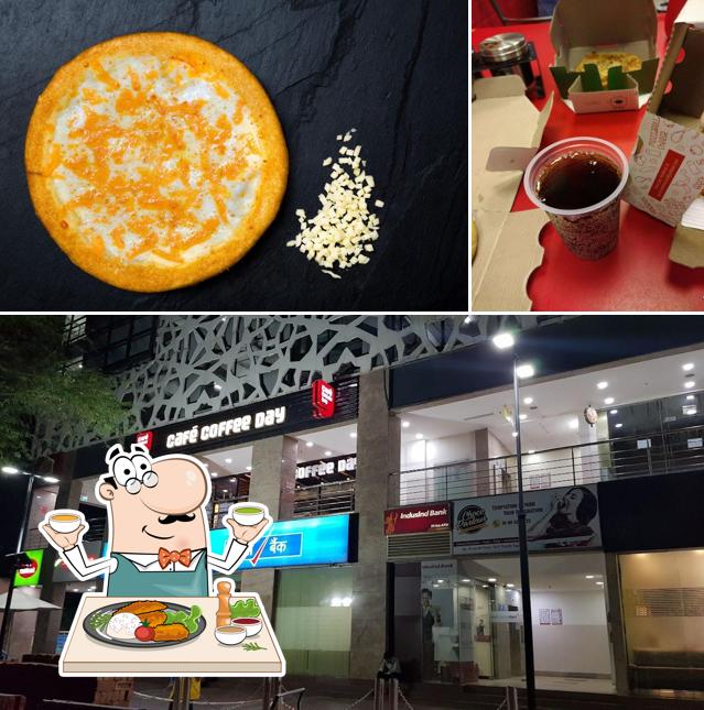Domino's Pizza Sarojni Nagar, New Delhi is distinguished by food and exterior