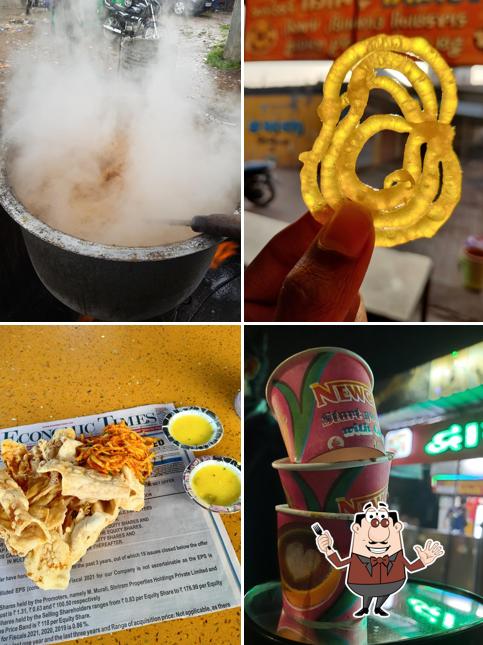 Food at Dwarkadhish Tea Stall & Snacks