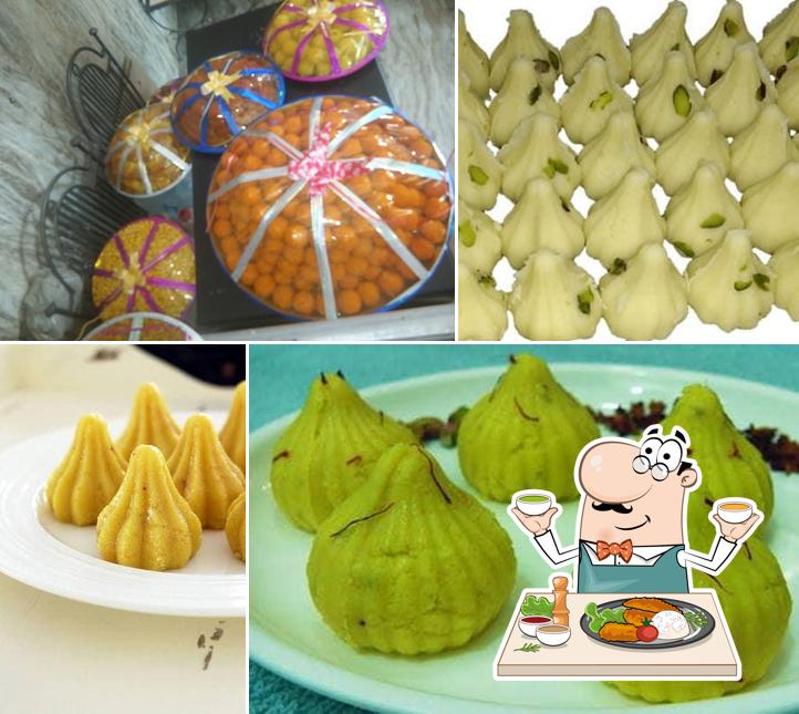 Food at Santosh Sweets