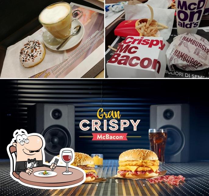 Platti al McDonald's Catania Stesicoro