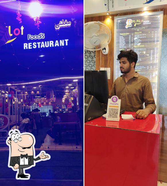 Check out how Mr.PiLot Food's Restaurant looks inside