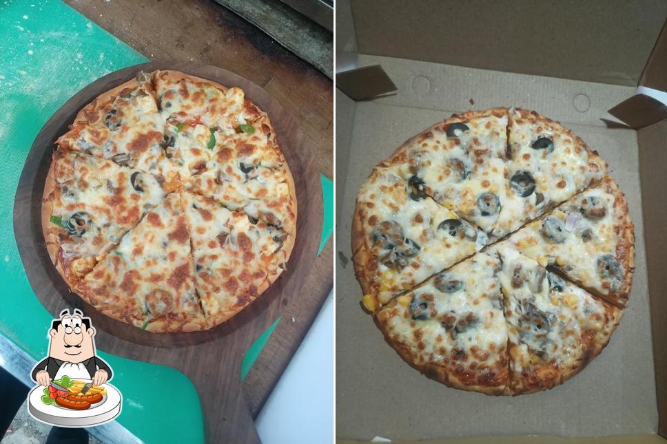 Food at Legend pizza