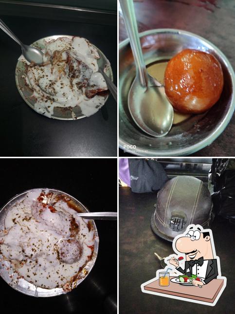 Food at SHUBH LAKHSMI CHAT & DUGDH DAHI BHANDAAR KAILASHPUR