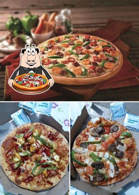 Pick different types of pizza