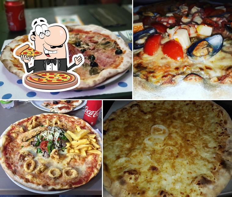 Pizzeria Da Carlo Budoni - Pizze con Consegna a Domicilio