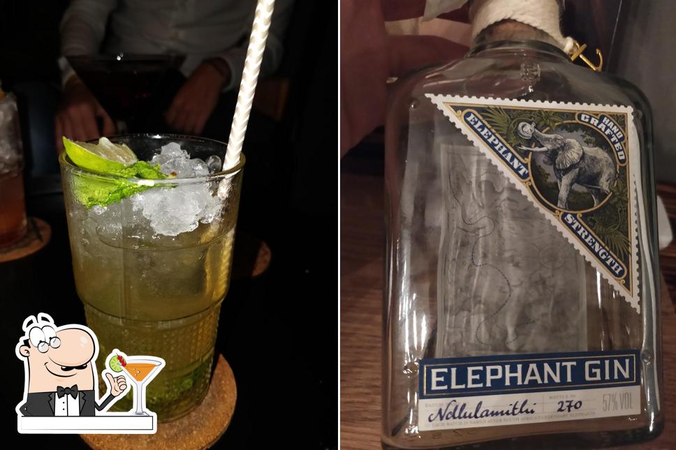 Prenditi un drink dal menu