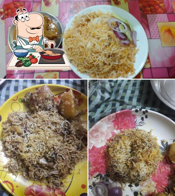 Chicken curry at Altaf Hazi Biryani