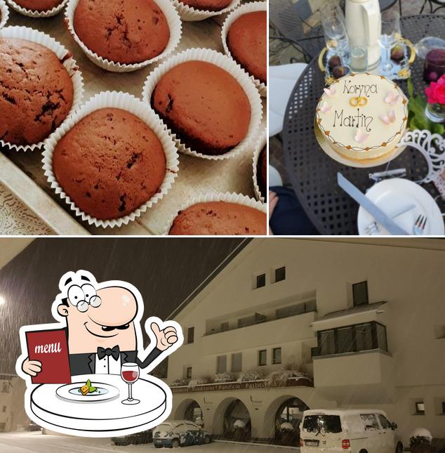 Questa è la foto che mostra la cibo e esterno di Panificio Psenner