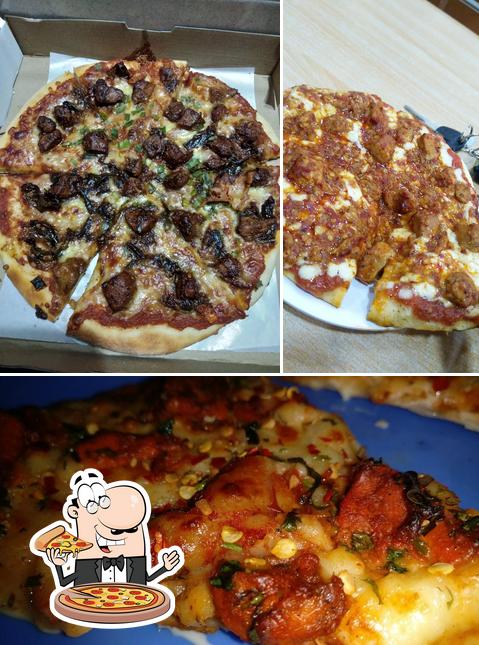 Order pizza at Smokin Joe's pizza