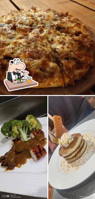 Meals at House 113