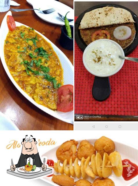 Food at Hojamalo (Restaurant - Café - Sweets - Namkeen)