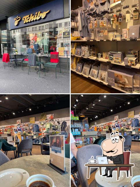 Gli interni di Tchibo Filiale und Kaffeebar
