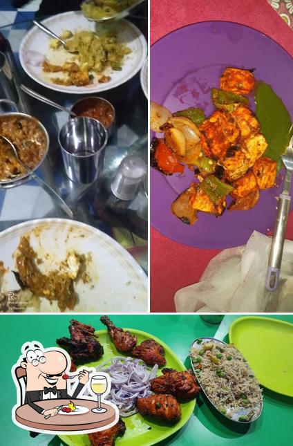 Food at Punjabi Rasoi
