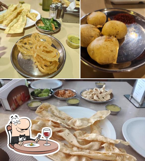 Meals at Hotel Jalaram Kathiyawadi