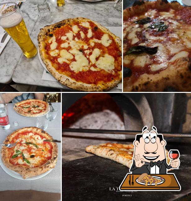 Ordina una pizza a La Tradizione Ristorante e Pizzeria dal 1997