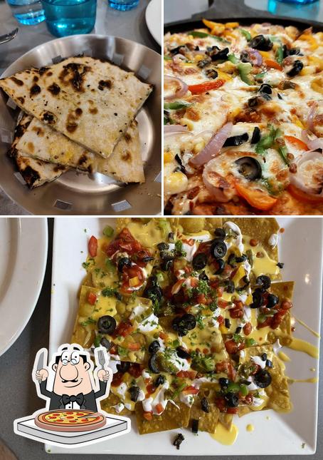 Order different variants of pizza