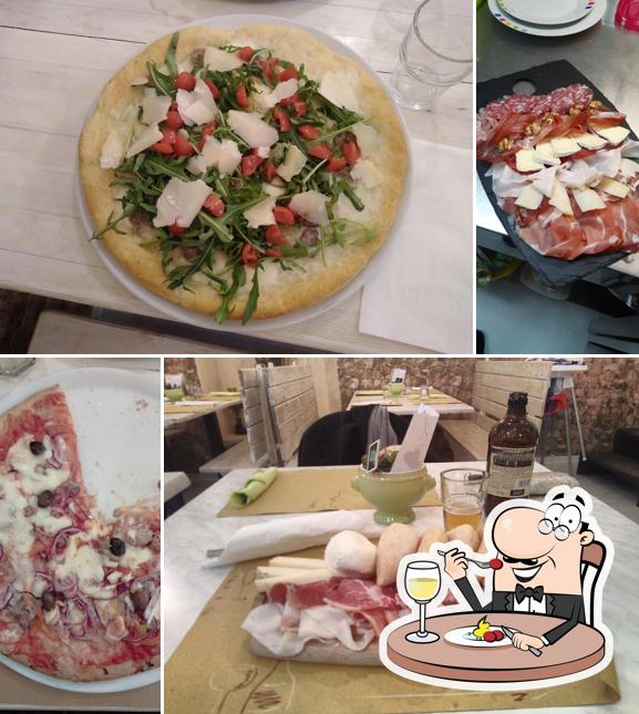 Platti al Pizza Delle Borgate Casa Del Tegamino