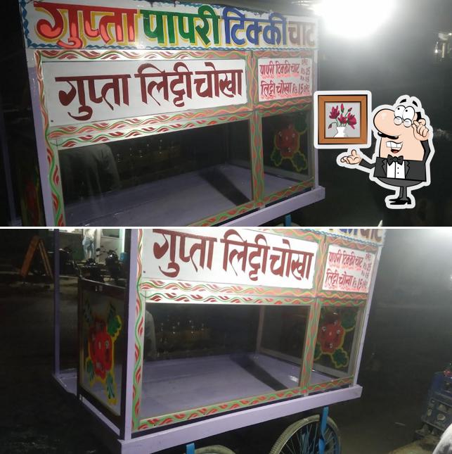 The interior of Shyam Litti Chokha