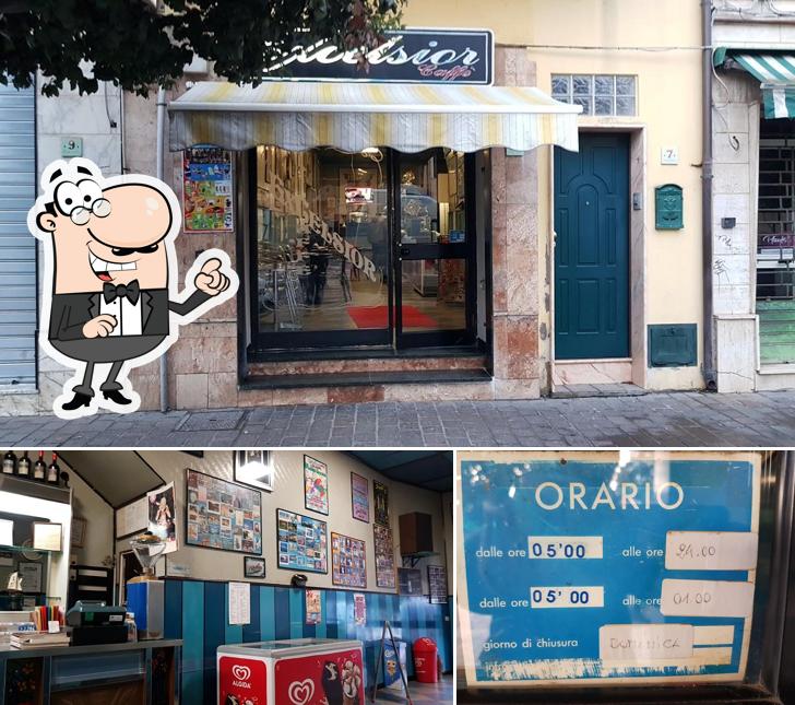 Gli interni di Excelsior Bar