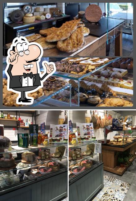 La interni e cibo del ristorante