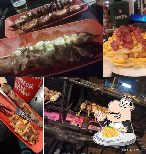 Espaguete carbonara em Espetinho do Sinal