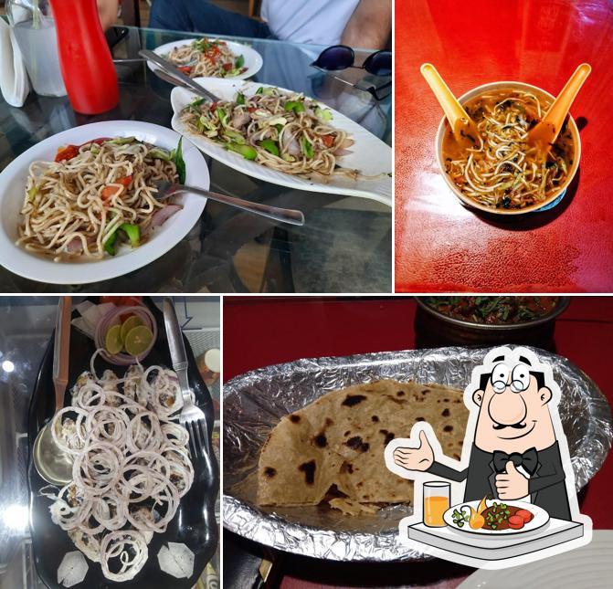 Food at Kullu Food Cafe