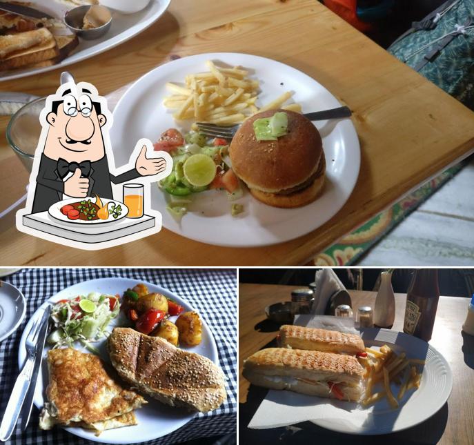 Food at MoonDance Kasol Cafe & Bar