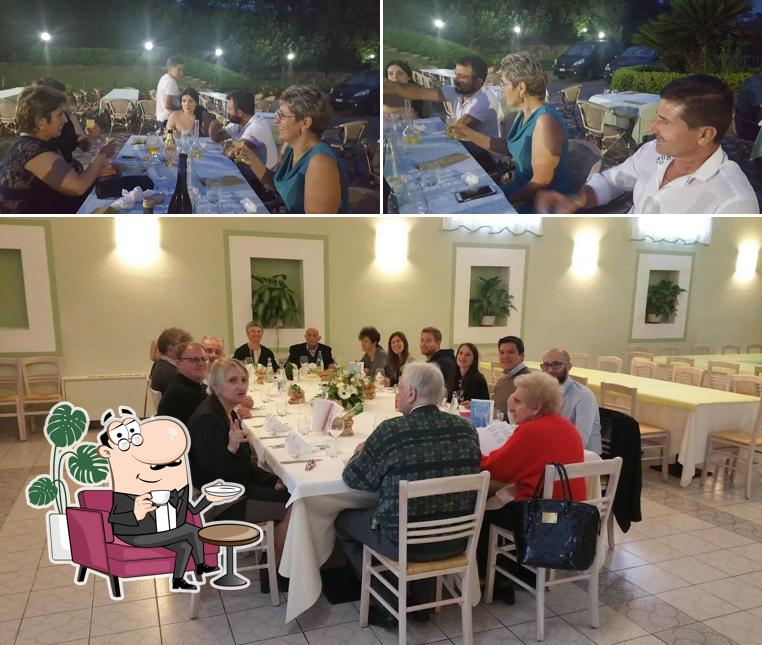 Dai un'occhiata agli interni di La Nuova Luna