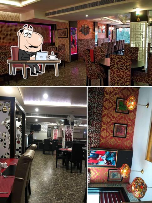 The interior of Golden China Restaurant Agra