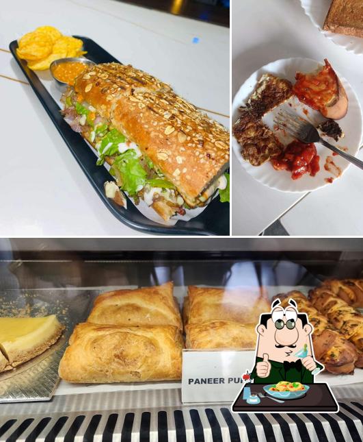 Meals at LONDON COFFEE