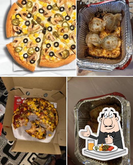 Meals at Pizza Hut Racecourse, Vadodara
