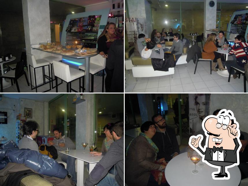 Angel's Lounge bar