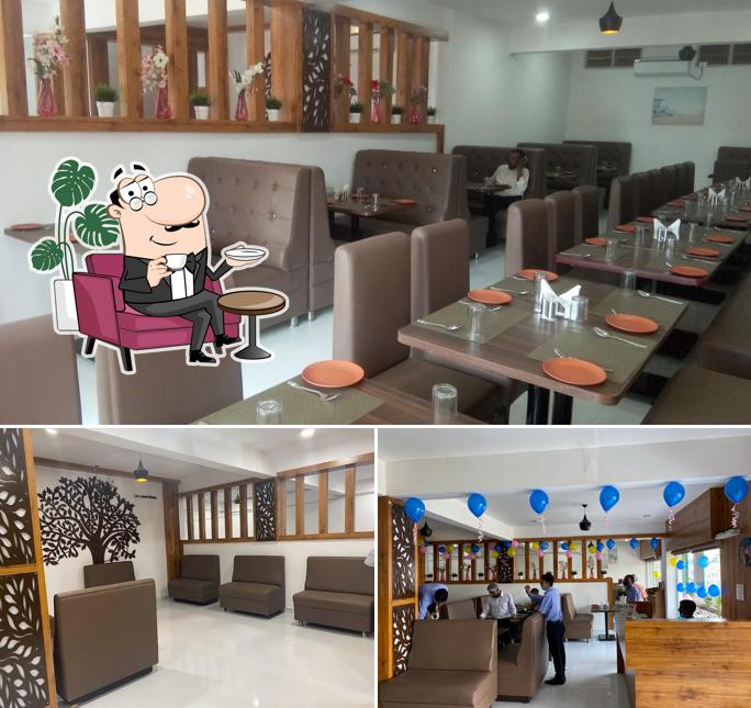 The interior of Bahar Biryani Cafe Ameerpet