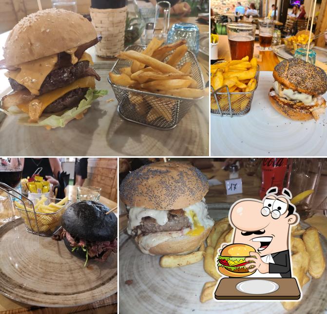 Ordina un hamburger a Monang