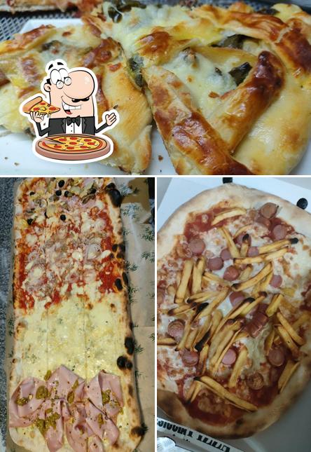 Ordina tra le svariate varianti di pizza