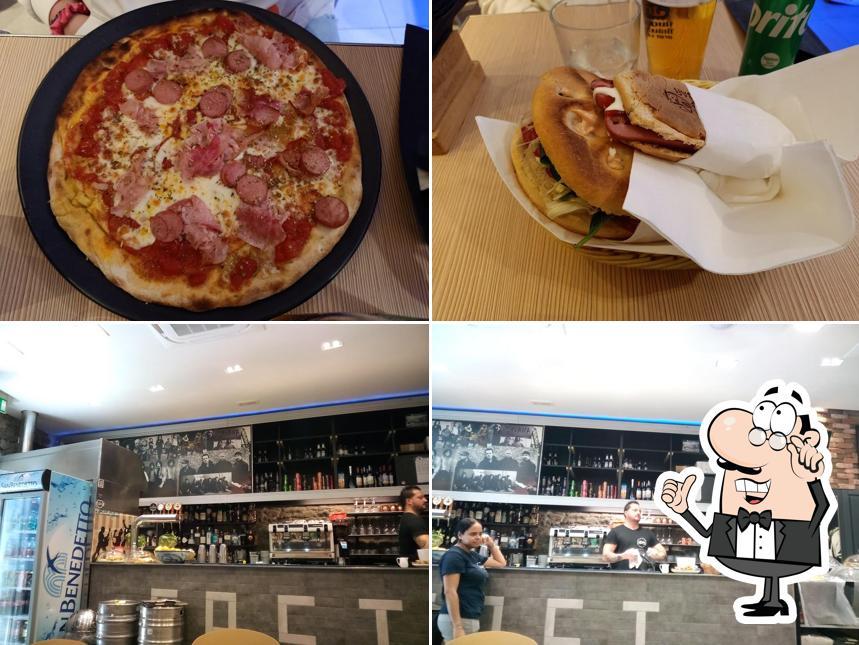 La interni e cibo del ristorante
