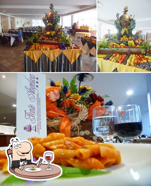 Cibo al Hotel Fonte Angelica Centro Vacanze e Congressi