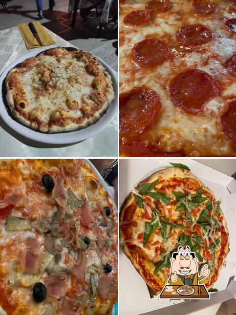 Scegli una pizza a La Sinagoga