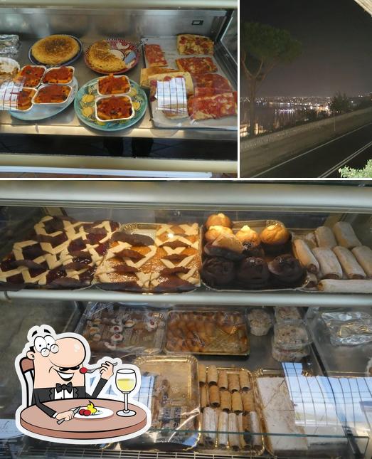 La cibo e esterno del ristorante