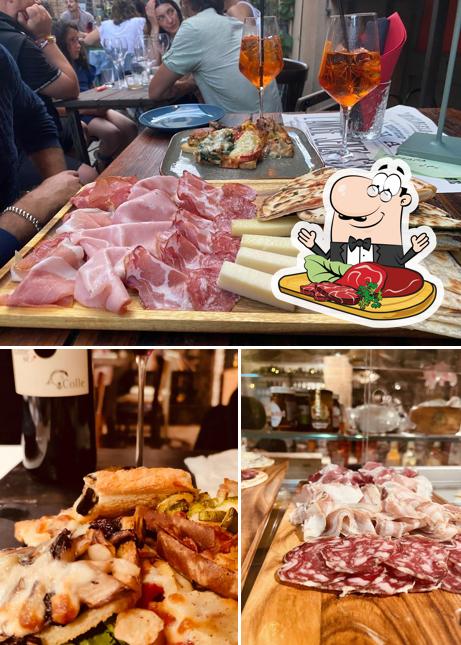 Ordina i piatti di carne a Teatro dei Condomini