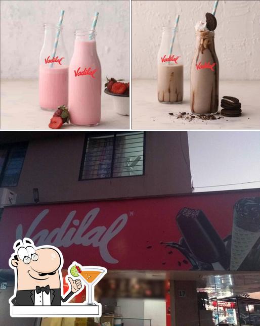 The picture of drink and interior at Vadilal - Scoop Shop