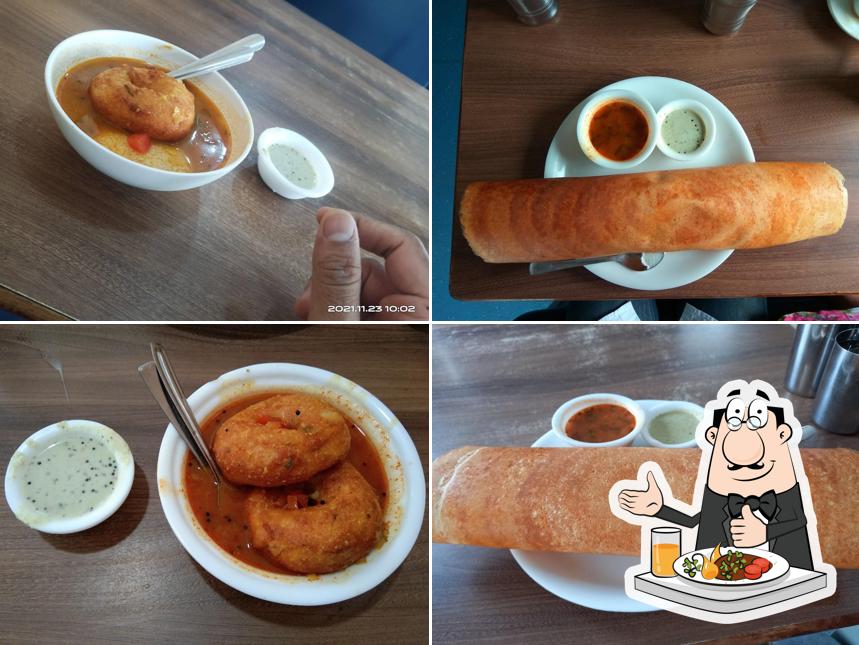 Food at Gadag Express