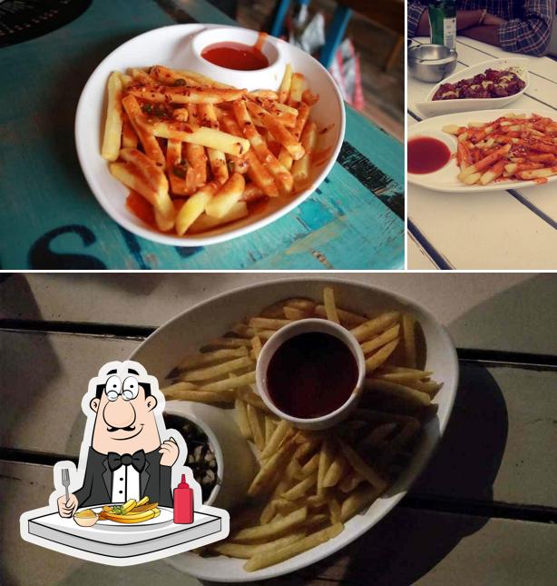 Taste fries at Apache High Street