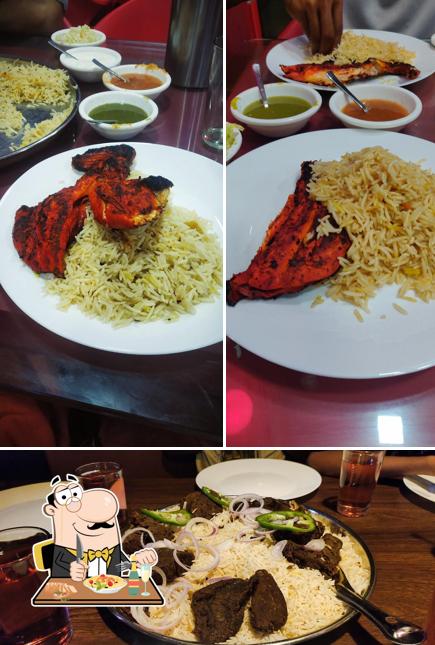 Food at Nahdi Kuzhimandhi