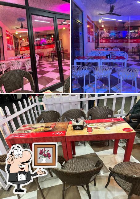 The interior of SSR CAFE AND RESTAURANT