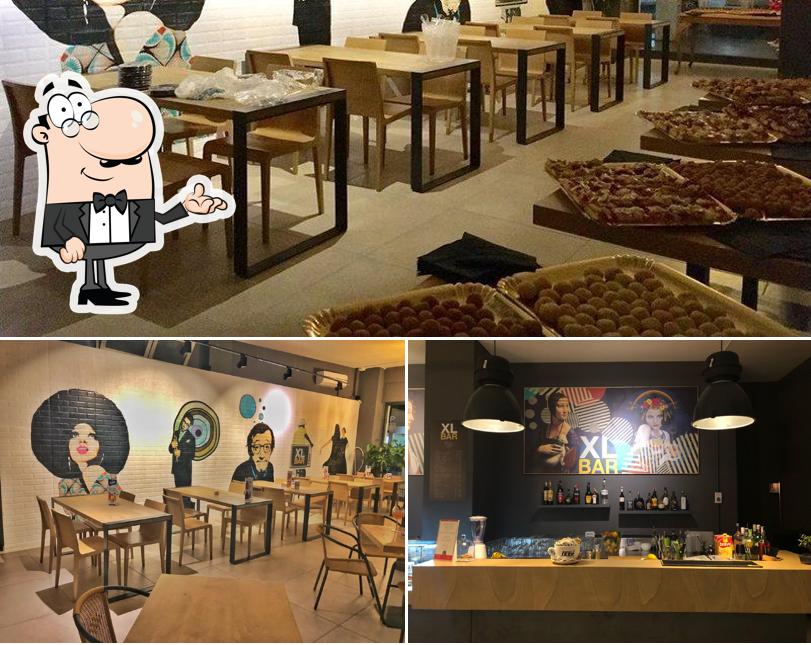 Dai un'occhiata agli interni di XL Bar