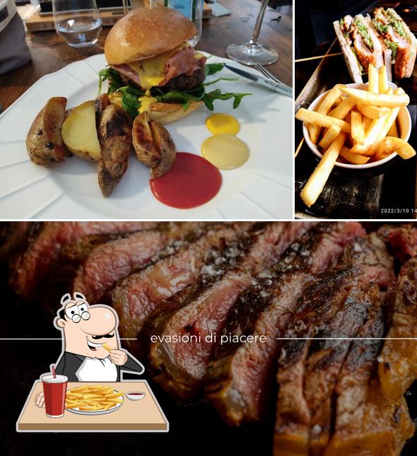 Assaggia un piatto di chips a Ristorante Carnosa Roma Prati