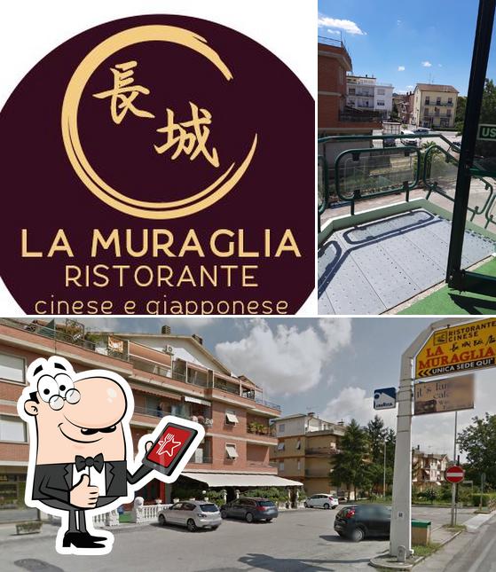 Guarda la foto di La Muraglia